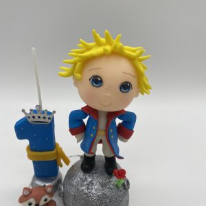 Birthday Candle theme The Little Prince standing in the moon